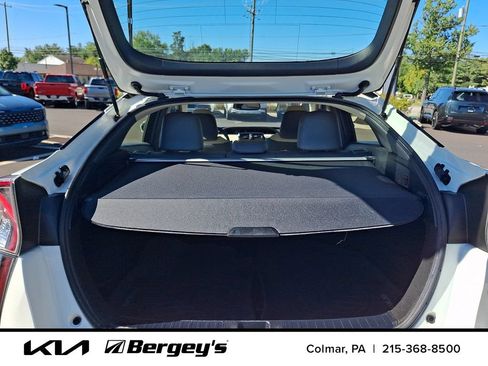 Used 2017 Toyota Prius Four FWD image 30