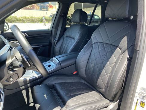 Used 2023 BMW X5 M50i w/ Climate Comfort Package AWD/4WD image 20