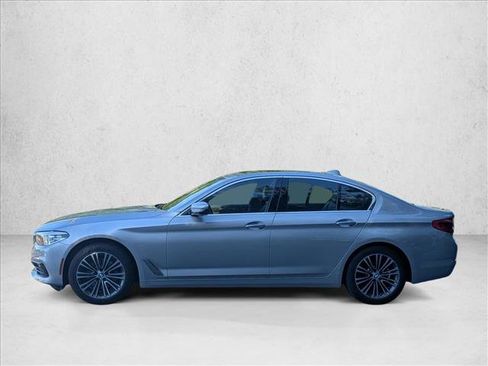 Used 2018 BMW 530i xDrive AWD/4WD image 9
