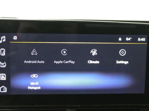 Used 2025 Chevrolet Trax LT image 27