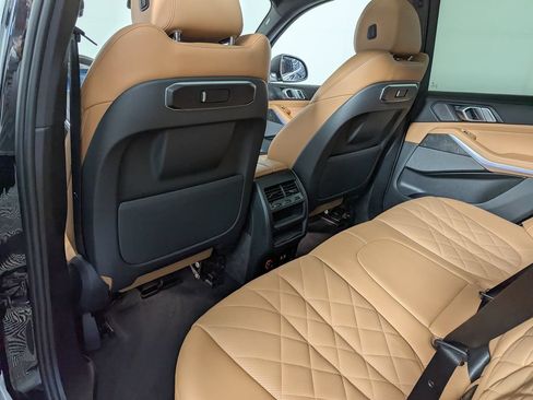 Used 2024 BMW X5 xDrive40i w/ Premium Package AWD/4WD image 43