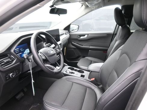 New 2026 Ford Escape SE FWD image 30