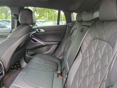 Used 2023 BMW X6 xDrive40i w/ M Sport Package AWD/4WD image 7