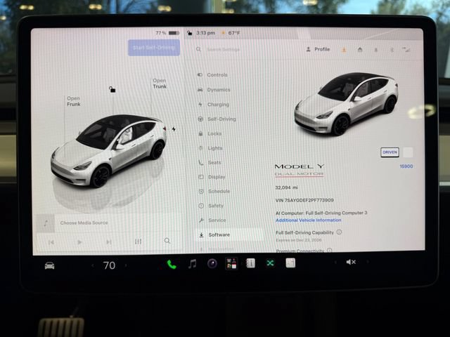 Used 2023 Tesla Model Y Performance AWD/4WD image 29