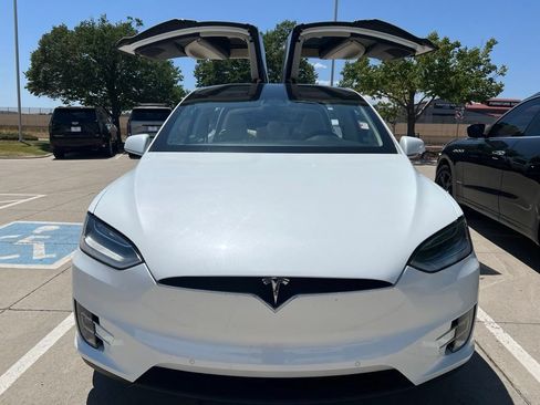Used 2018 Tesla Model X P100D AWD/4WD image 2