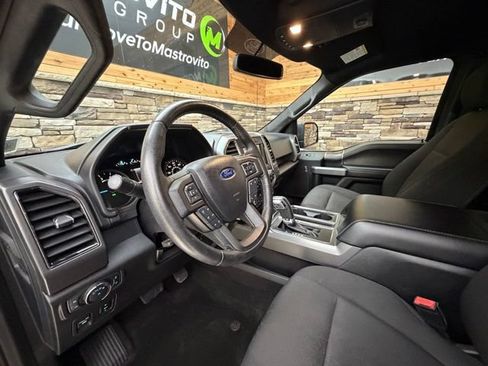 Used 2018 Ford F150 XLT w/ Equipment Group 302A Luxury AWD/4WD image 12