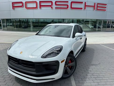 Used 2025 Porsche Macan GTS image 1