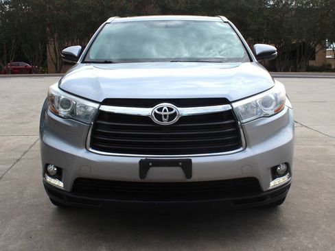 Used 2014 Toyota Highlander Limited FWD image 5