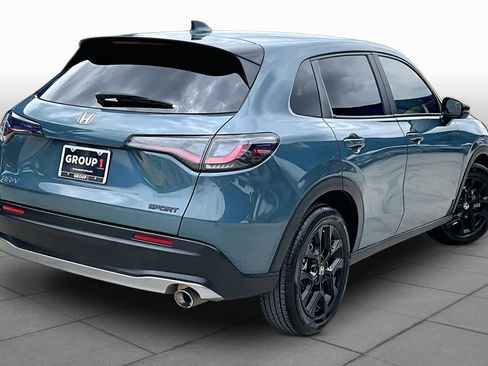 Used 2025 Honda HR-V Sport image 13