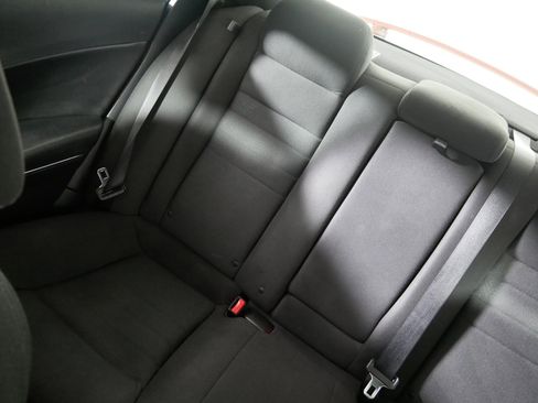 Used 2013 Dodge Charger SXT image 12