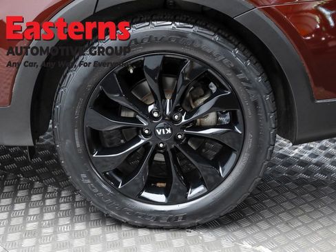 Used 2020 Kia Sorento EX image 8