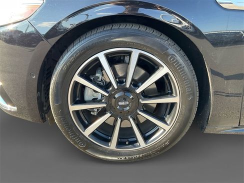 Used 2020 Lincoln Continental Reserve image 14