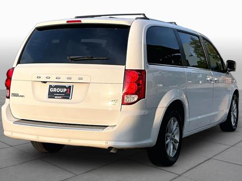 Used 2019 Dodge Grand Caravan SXT w/ Driver Convenience Group FWD image 13