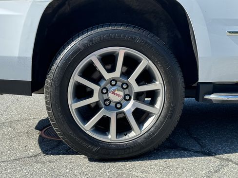 Used 2017 GMC Yukon Denali w/ Open Road Package image 7