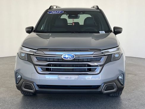 Certified 2025 Subaru Forester Limited w/ Popular Package AWD/4WD image 10