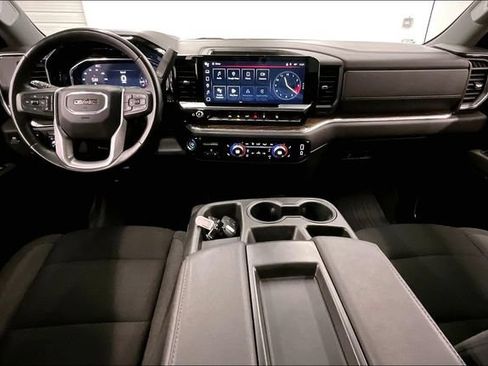 Used 2024 GMC Sierra 1500 SLE w/ Preferred Package AWD/4WD image 19