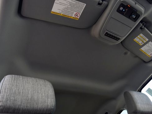 New 2026 Ford F250 XLT w/ XLT Premium Package image 24