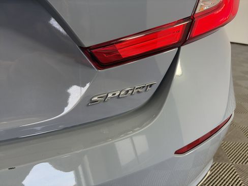 Used 2022 Honda Accord Sport image 16