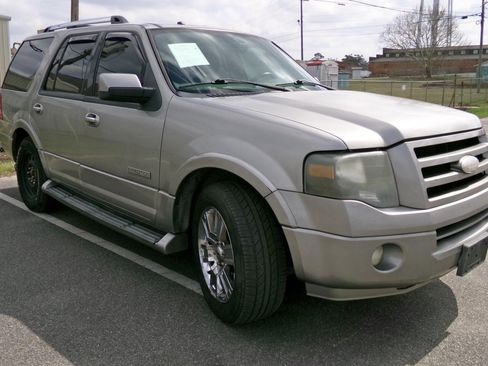 Used 2008 Ford Expedition Limited RWD image 13