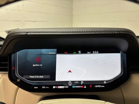 Used 2023 Land Rover Range Rover SE image 16