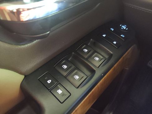 Used 2015 GMC Sierra 1500 SLE w/ SLE Value Package RWD image 27
