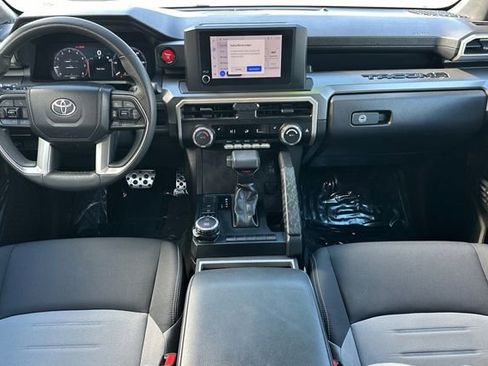 Used 2024 Toyota Tacoma TRD Sport image 15