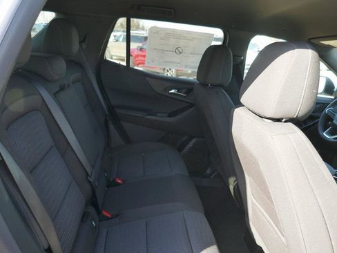 New 2026 Chevrolet Equinox LT image 11