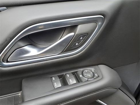 Used 2022 GMC Yukon XL SLE w/ Gmc Pro Safety Plus Package image 11