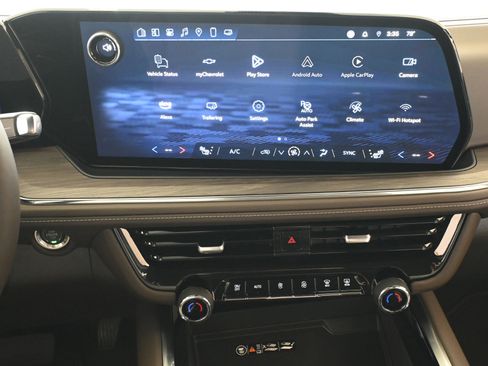 Used 2025 Chevrolet Tahoe LT w/ Comfort Package image 26