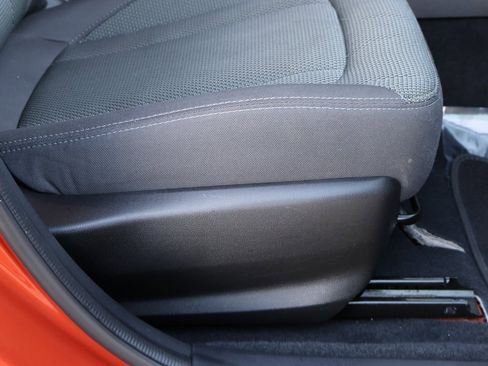 Used 2024 Subaru Crosstrek 2.0i Premium image 11