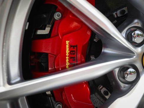 Used 2021 Ferrari 812 GTS RWD image 14