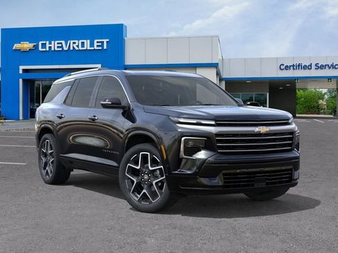 New 2026 Chevrolet Traverse High Country w/ LPO, Floor Liner Package FWD image 7