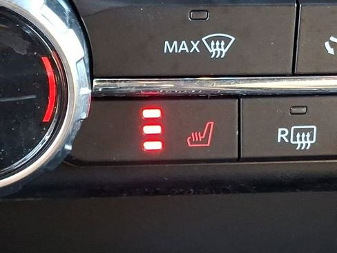 Certified 2022 Ford F150 XLT w/ Equipment Group 302A High image 24