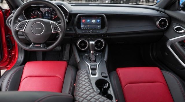 Used 2023 Chevrolet Camaro SS RWD image 13