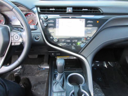 Used 2019 Toyota Camry XSE w/ Driver Assist Package FWD image 38