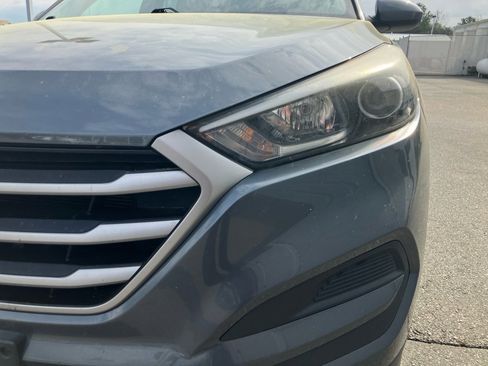 Used 2017 Hyundai Tucson SE image 30