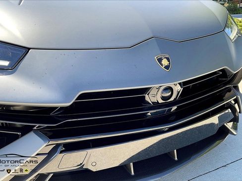 Used 2024 Lamborghini Urus Performante image 30