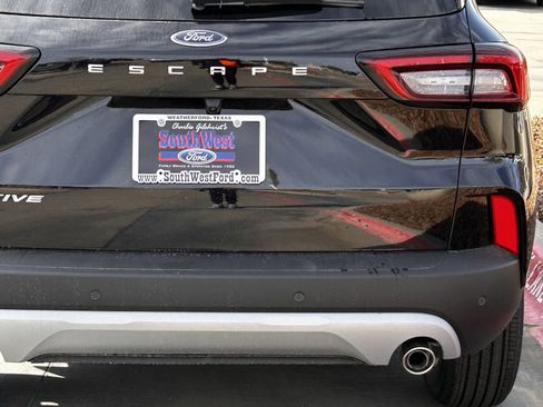 New 2026 Ford Escape Active w/ Tech Pack #1 image 6