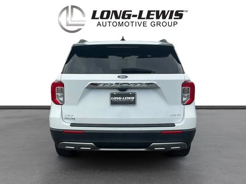 Used 2023 Ford Explorer XLT w/ Equipment Group 202A AWD/4WD image 5