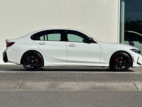 Used 2023 BMW 330i Sedan w/ M Sport Package RWD image 2