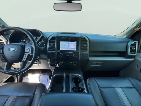 Used 2019 Ford F150 XLT w/ Equipment Group 302A Luxury AWD/4WD image 9