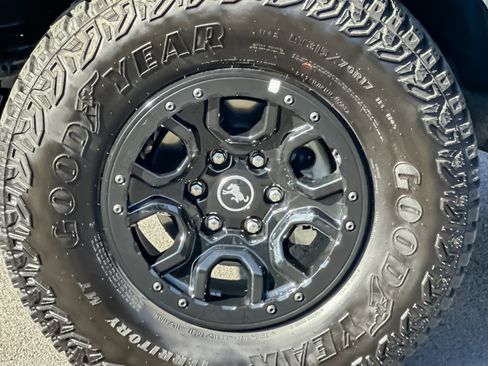 Used 2024 Ford Bronco Wildtrak image 26