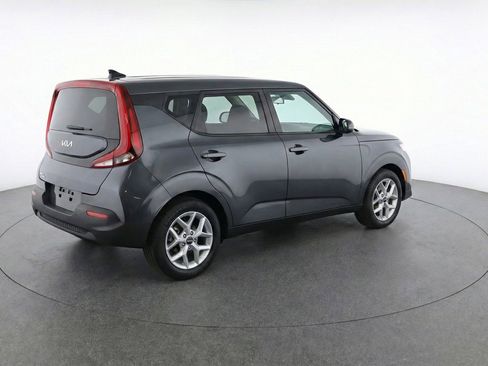 Used 2025 Kia Soul LX w/ LX Technology Package image 9