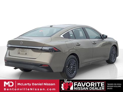 New 2026 Nissan Sentra SV w/ Floor Mat Package FWD image 5