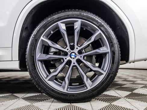 Used 2024 BMW X3 xDrive30i w/ Premium Package AWD/4WD image 44