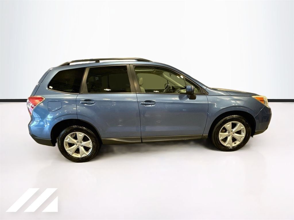 Used 2015 Subaru Forester 2.5i Premium w/ All-Weather Package AWD/4WD image 4