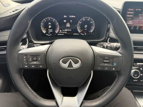 Used 2023 INFINITI QX60 Sensory w/ Cargo Package image 16