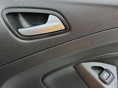 Used 2018 Ford Escape SEL image 29