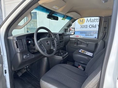 Used 2024 GMC Savana 2500 w/ Driver Convenience Package RWD image 8