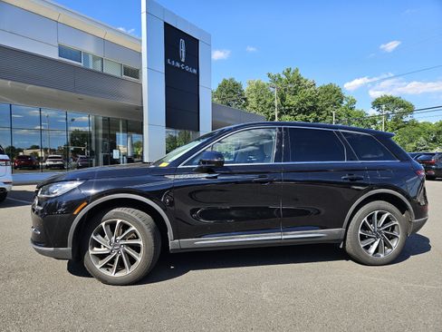 Used 2023 Lincoln Corsair AWD w/ Equipment Group 101A image 1